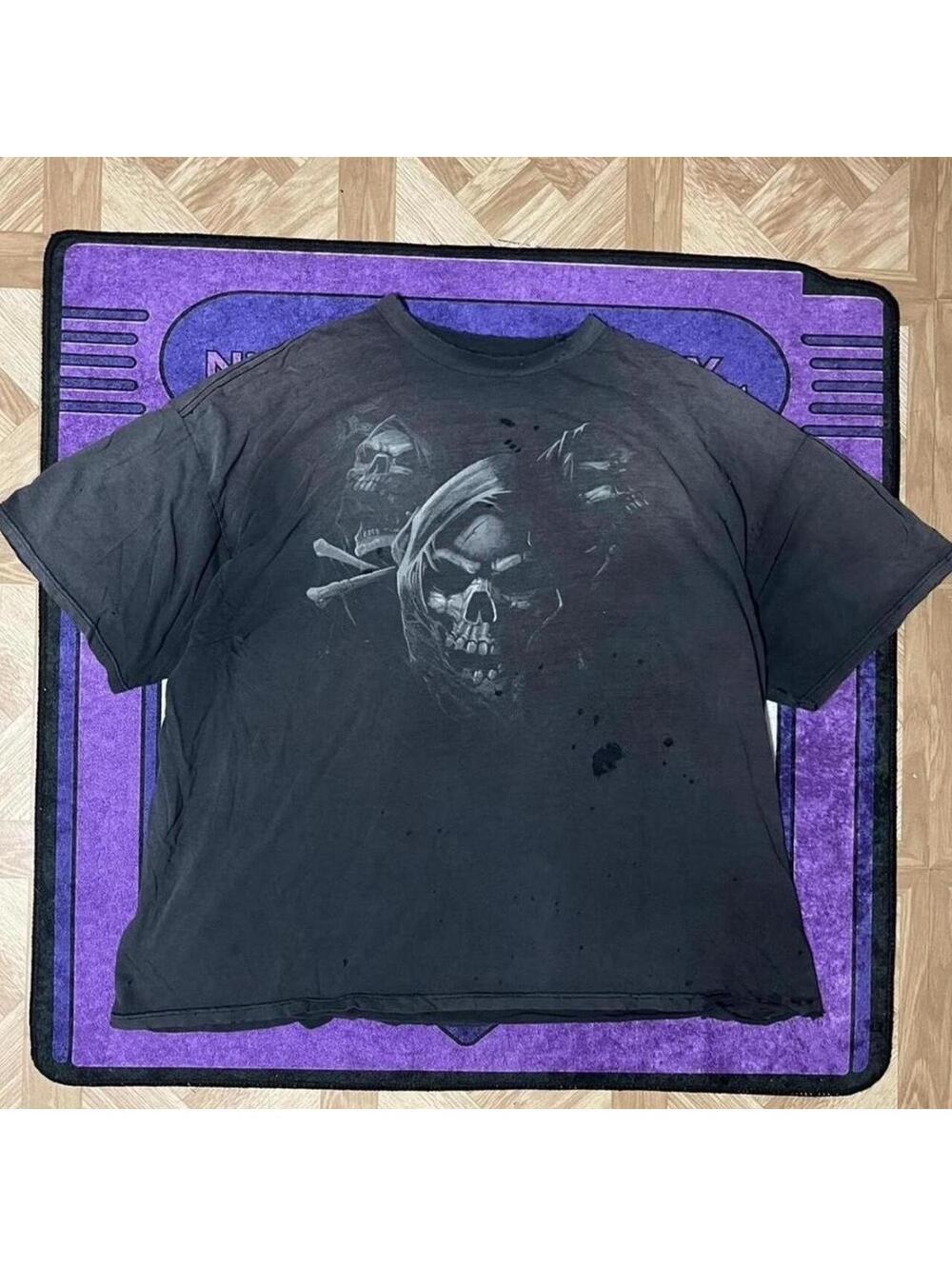 Y2K baggy grunge XXL skulls tshirt